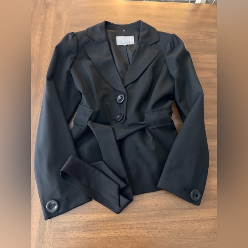 Classiques Entier Black Women's Blazer with Belt